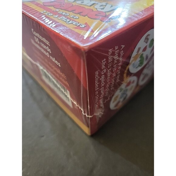 Spot It! Amazing Original Edition Family Party Card Game Matching Asmodee NEW - Picture 5 of 6